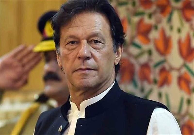 عمران خان: بحران آرد و شکر به دلیل اشتباه ما به وجود آمد