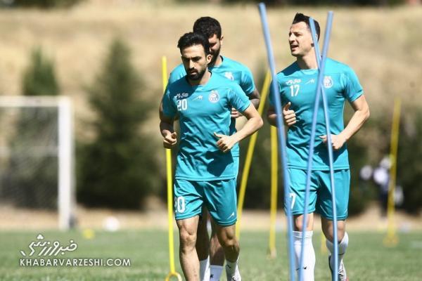 قانون سازمان لیگ بلای جان استقلال، بلاتکلیفی یک بازیکن قانون سازمان لیگ بلای جان استقلال، بلاتکلیفی یک بازیکن آبی پوشان