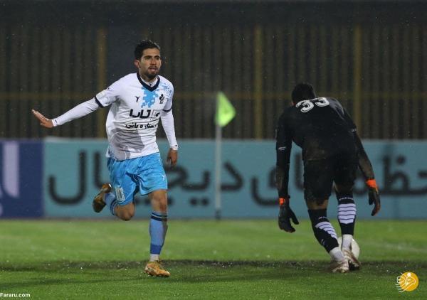 توافق اولیه استقلال با گزینه پرسپولیس توافق اولیه استقلال با گزینه پرسپولیس